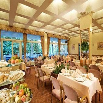 Hotel Patria 페치 외부 사진